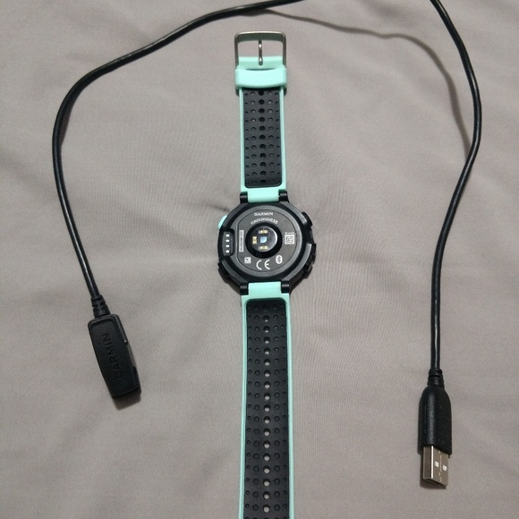 Garmin Forerunner 235 - Picture 3 of 3